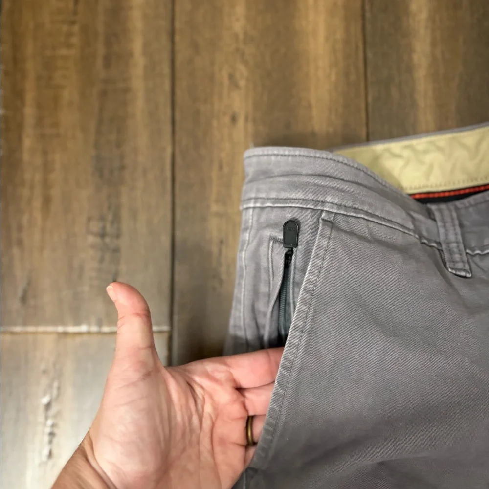 Dockers Men's Gray Chinos Slim/Coupe Sz 36x39 Pockets Casual Work Office Belt